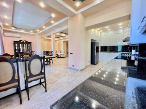 Nice Apartment on Tumanyan street